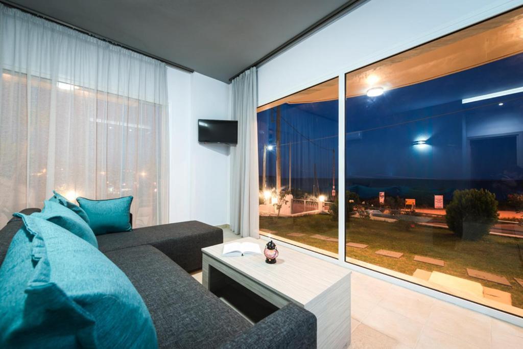 El Mare Seaside Retreats - Bespoke Luxury Getaways Villa Limenária Kültér fotó